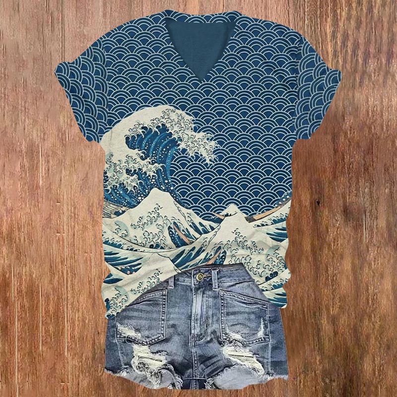 Dashingsoul The Great Wave Off Kanagawa Inspired Japanese Art Print V-neck T-shirt