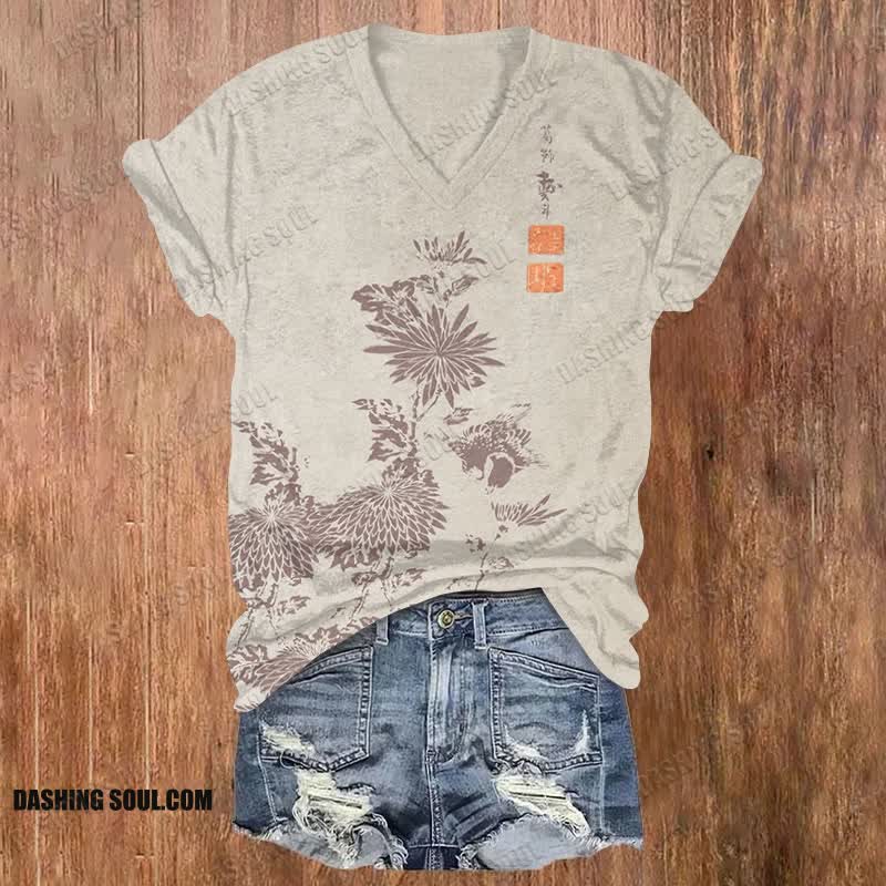 Vintage Chrysanthemum Print V-neck T-shirt