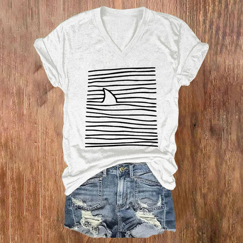 Dashingsoul Women's Shark Art Print V-neck T-shirt